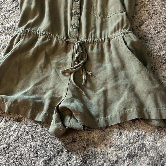 Style Rack Olive Green Romper - Picture 2 of 5